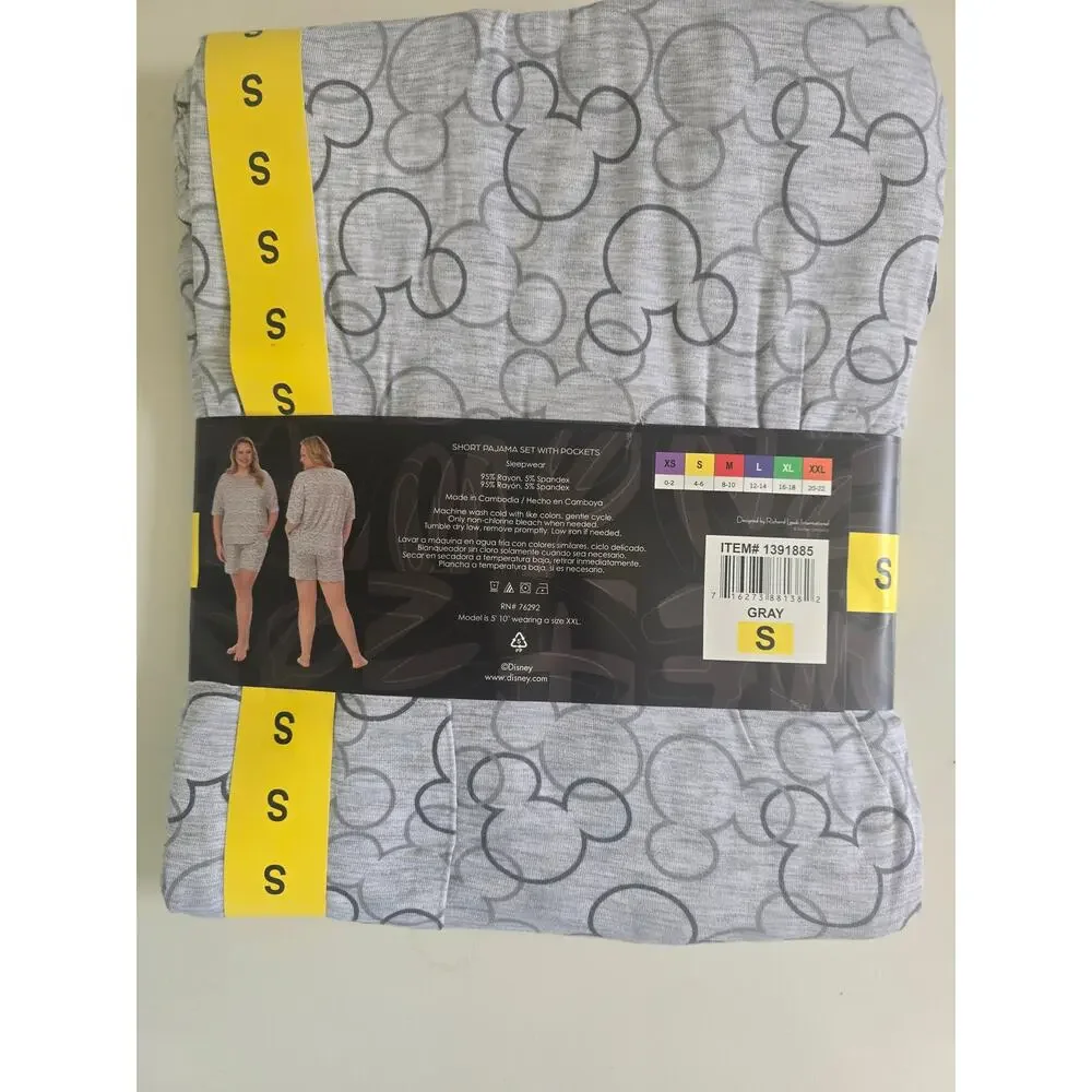 Women's Disney Pajama‎ Set Size Small BNWT